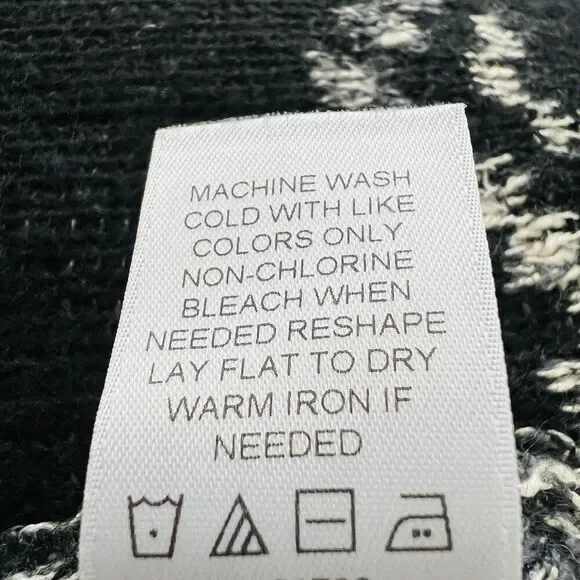 Maurices Black & Gray Soft Cozy Aztec Southwestern Long Cardigan Sweater - XXL - Picture 10 of 10